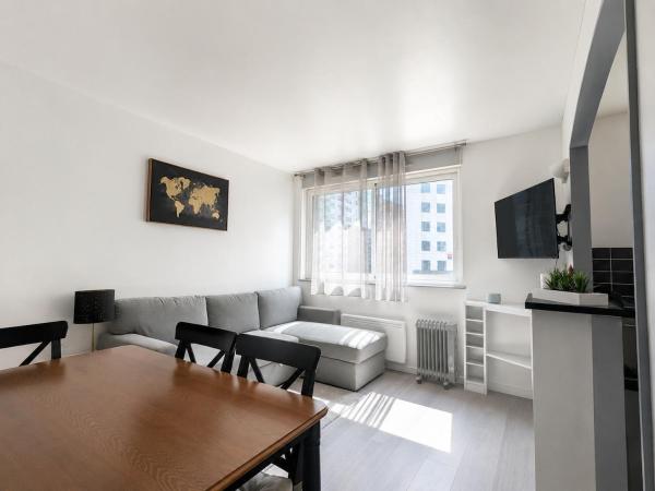 Appartement Au Cœur De La Défense - 4 Personnes - Versailles