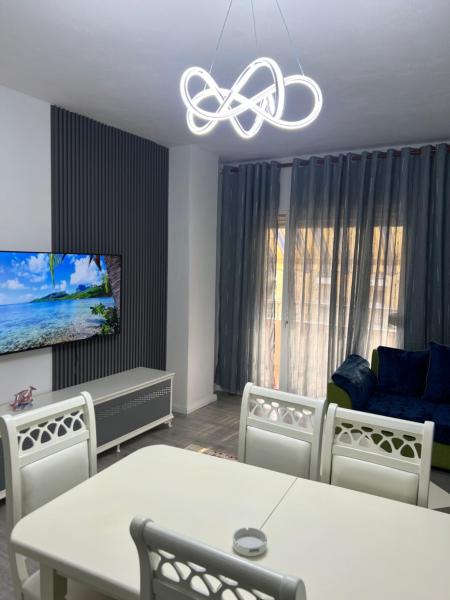 Mali I Robit Beach Apartment - Golem