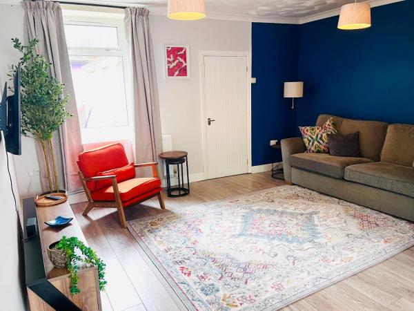 Modern 2 Bed Base 10 Mins Bikepark Wales - Pontypridd