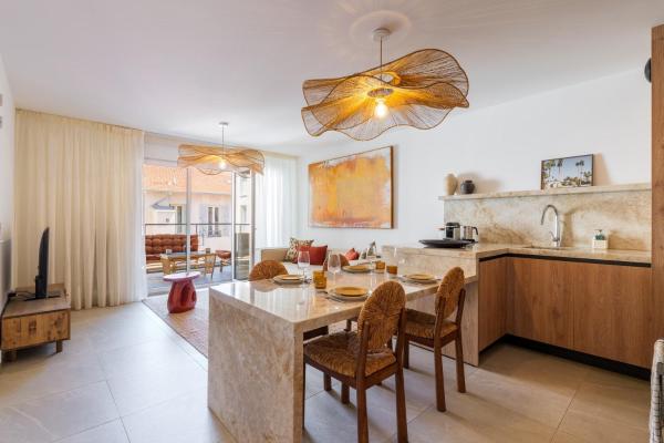 Spacious Apartment With Terrace And Parking - Villefranche-sur-Mer