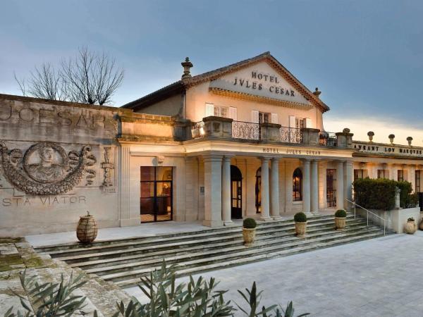 Na zdjęciu widoczny jest obiekt Jules César Hotel & Spa Arles - MGallery Collection położony w mieście Arles.