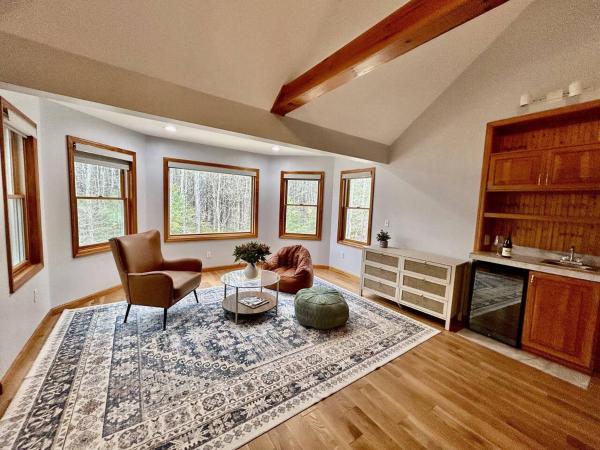 Cozy And Private Farmhouse To Relax And Unwind - Catskill, NY