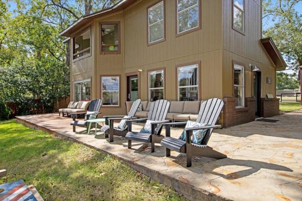 Two-story Waterfront Retreat With Boat Dock, Two Firepits & Two Kayaks - Lake Buchanan, TX