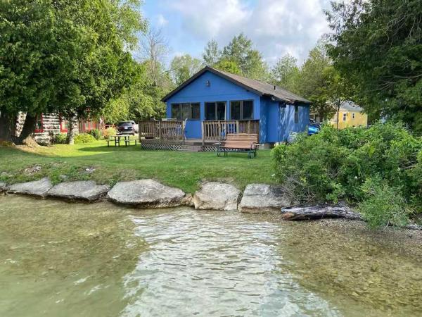 Sunset Shores - Lakeside Cabin #1 By Simple Life Rentals - Door County, WI