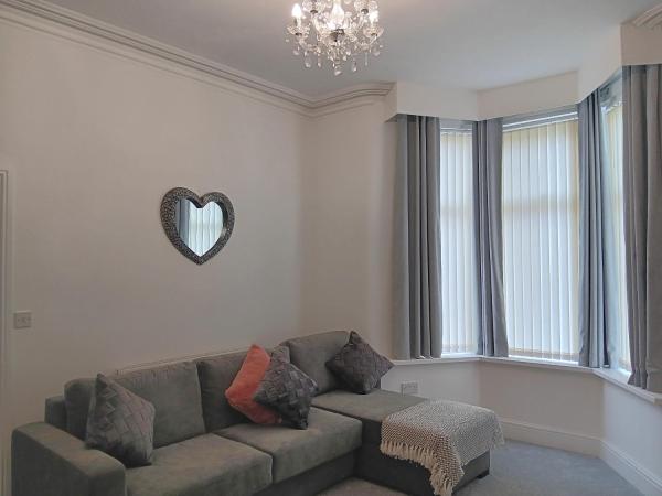 Central Town House - Blackpool