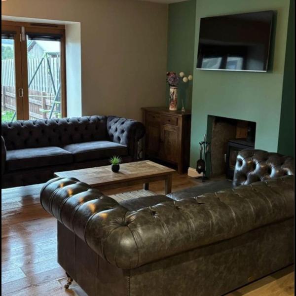 Countryside Retreat With Kennels & Dog Out House - Loch Kinord