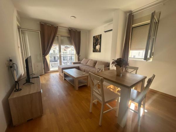 One Bedroom Apartment With Garage - Budva