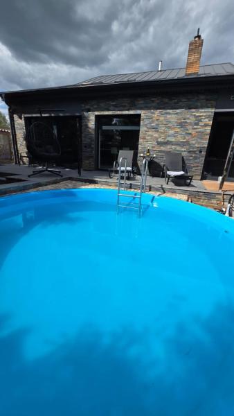 Luxury Apartment With Garden And Pool - Prag