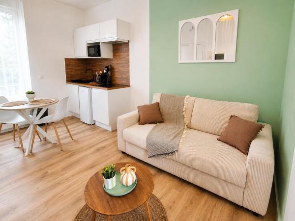 Studio Moderne - Parking Privé - Wifi - Fougères