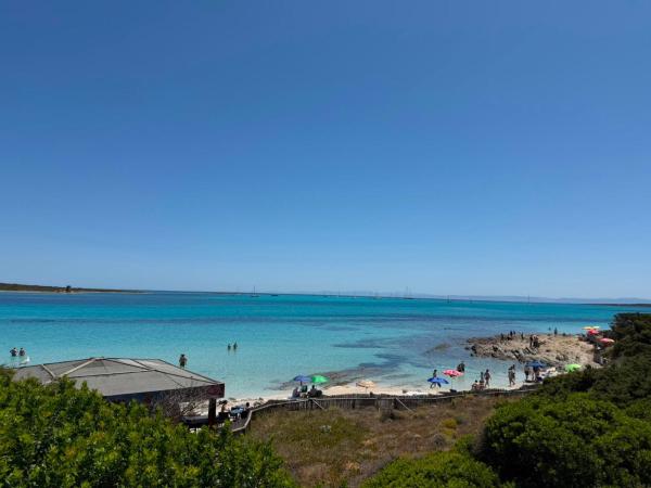 Elegant Apartment 5 Min To The Sea With Pool, Garden, Parking, Wifi & Car Rent - Sardaigne