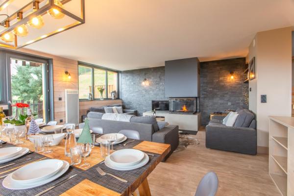 Cottage Sleeps 12 With Parking - Bourg-Saint-Maurice