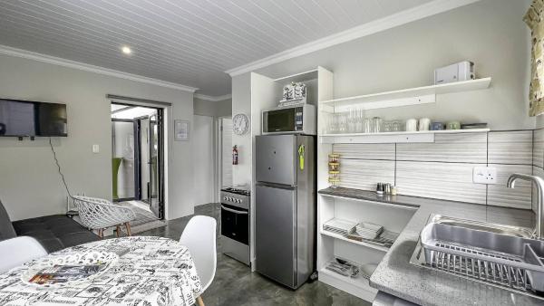 Luxurious 2-bedroom Apartment With Sea View In Mossel Bay - Mossel Bay