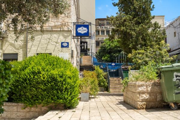 A la foto es mostra l'objecte City Port Hotel by Sea N Rent situat a la ciutat de Haifa.