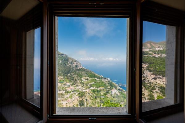 Il Nido Del Falco - Art House With Terrace And Sea View - Positano