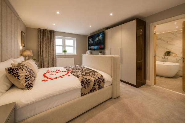 Room D 7c Tranquil & Calming Stay In Batley - Leeds