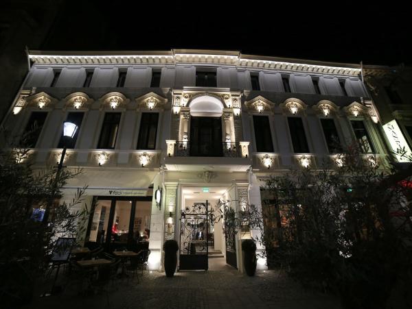 På bildet vises objektet The Mansion Boutique Hotel som ligger i byen Bucureşti.