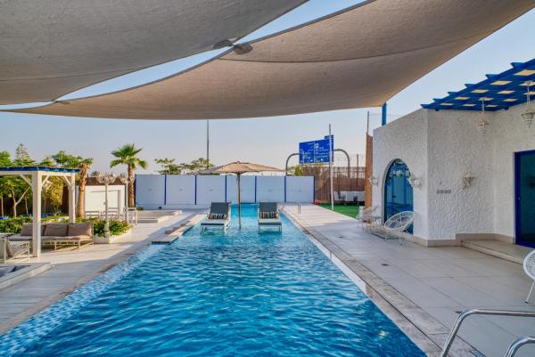Santorini Check In - Ras al Khaimah