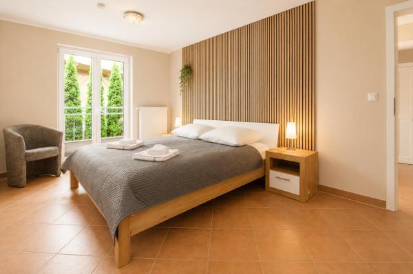 Bryza Homes - Ferienwohnungen Jägersberg - Parkplatz - Ahlbeck - Heringsdorf