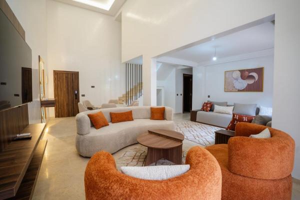 Elegant Duplex With Pool In Gueliz, Marrakesh - 마라케시