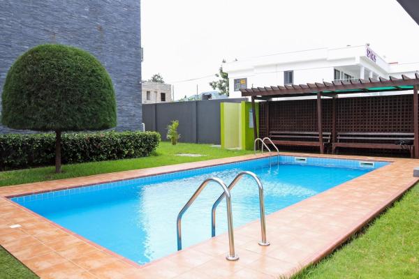 Luxury 3-bedrooms Retreat - Pool - Prime Location - Accra