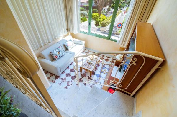 Elegant Apartment With Pool And Garage - Bordighera - Bordighera