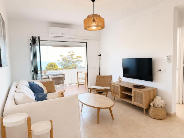 Bright Apartment With Stunning Sea Views - Palamós