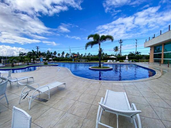 A la foto es mostra l'objecte Muro Alto Condomínio Clube – Flats completos para a família por Yolo situat a la ciutat de Ipojuca.