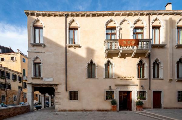 På billedet ses objektet Residenza Venezia | UNA Esperienze beliggende i byen Venedig.