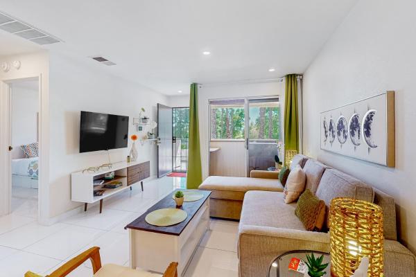 Palm Paradise Villa - Palm Springs, CA