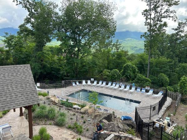 Happy Trails Stunning Smoky Mtn Views Hot Tub Game Room Resort Pools - Tennessee