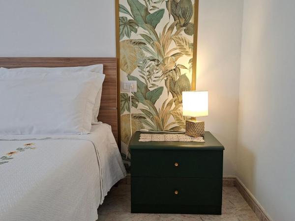 Elegante Appartamento Decorato A Mano - Viterbo