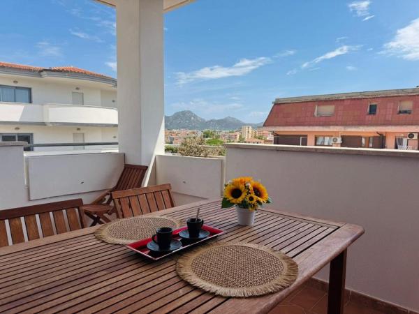Sunflower Apartment City Center - Olbia
