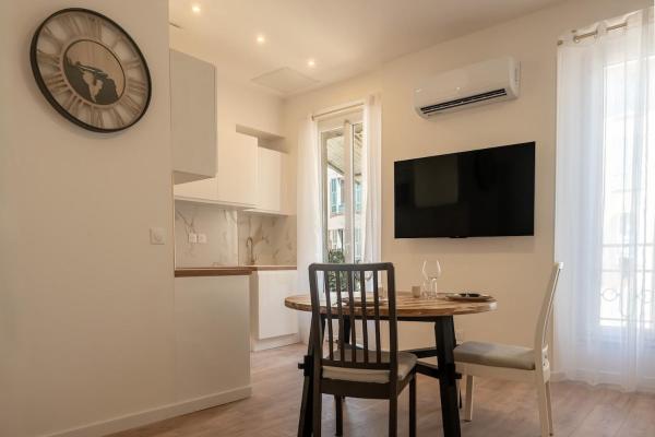 New Designer Studio Ac Wifi Near Nice Train Station - Nice Côte d'Azur Airport (NCE)