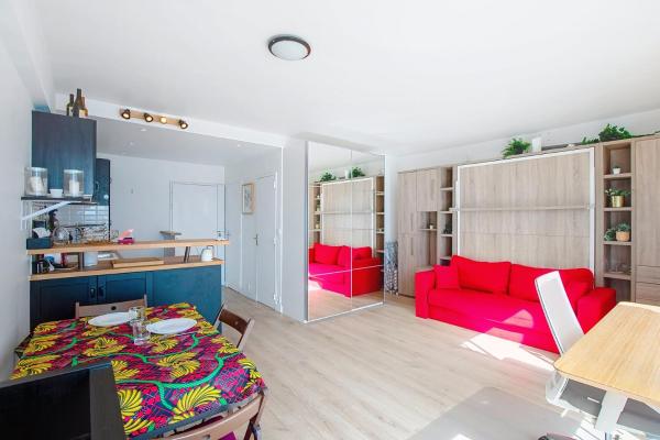Guestready - Studio Spacieux-vue Sur La Tour Eiffel - Gare de l'Est