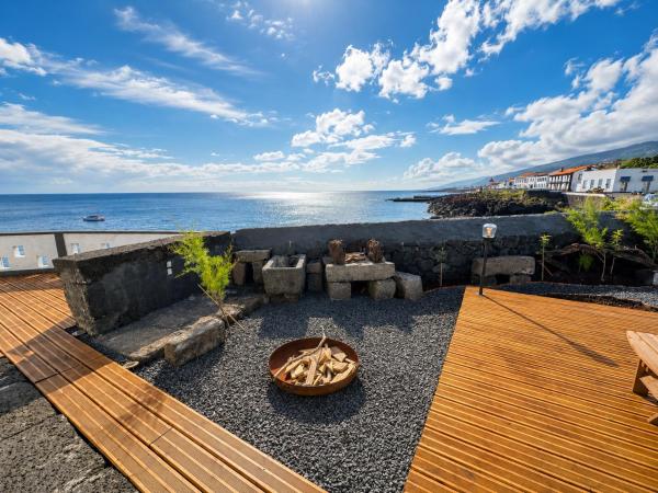 Pico Island Villa 2 - Oceanfront Retreat - Azores