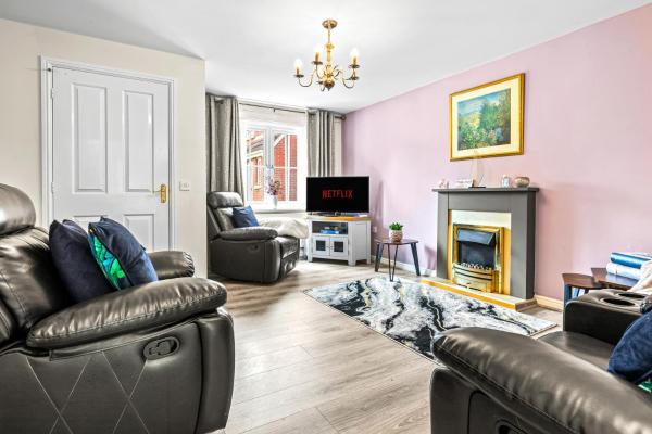 Work Trips & Families, Free Parking, Fast Wifi, Manchester - Bolton, UK