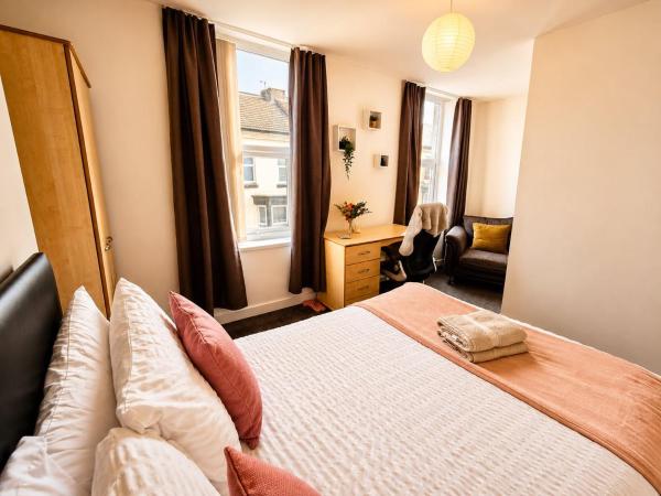 Room 4 Shared House in L7, Ливерпуль