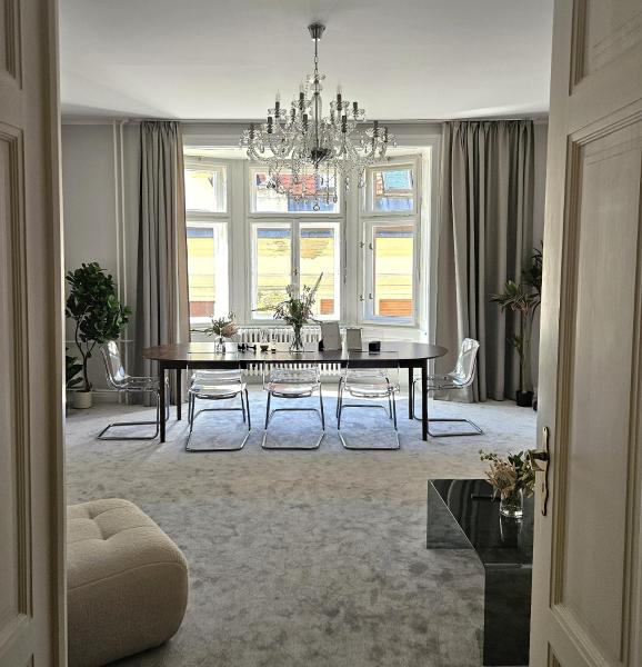 Design 3br Apartment In Heart Of Old Town With Castel & Cathedral View - Bratislava