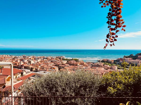 Casa Vittoria - Panoramic Sea View - Vista Mare - Ventimiglia