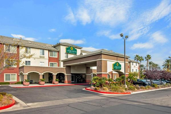Na foto é possível ver o objeto La Quinta by Wyndham Las Vegas RedRock/Summerlin localizado na cidade de Las Vegas.