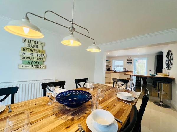 Seaside Town House Close To Walton Pier & Beach - Walton-on-the-Naze