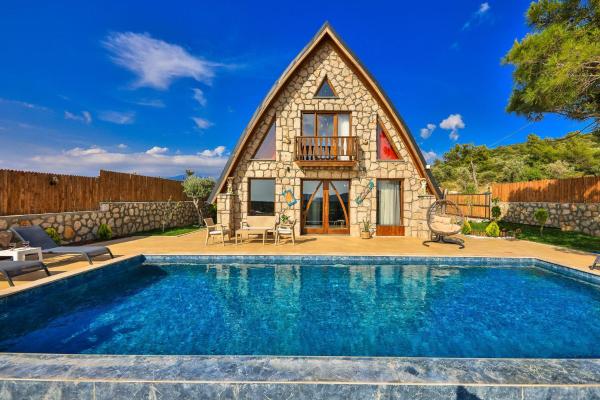 Serene Bungalow Retreat With Private Pool In Ka, Trkiye - Kalkan