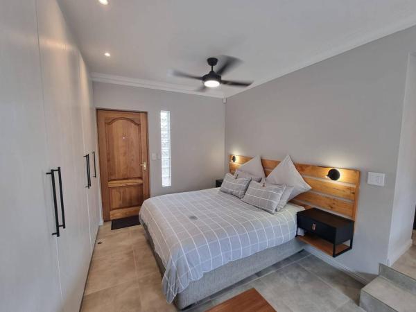 Saxon Guest Cottage Suite - Parklands