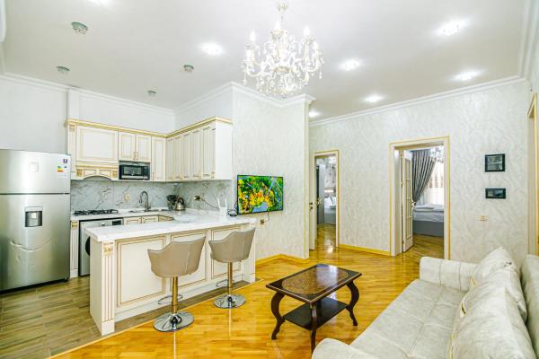 Kolorit Modern Apartment - Bakou