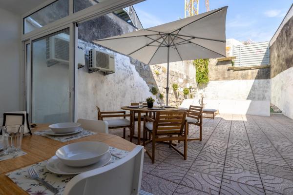 Central Haven With Terrace By Porto Velho Apartamentos - Porto