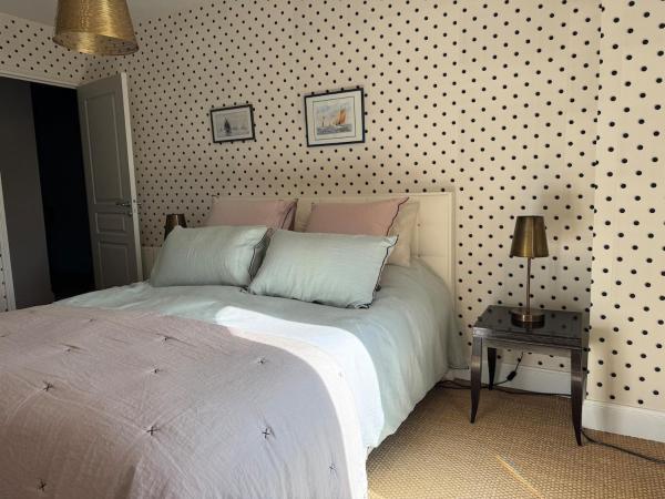 La Villa Des Marronniers Grand Large Bedroom - Luc-sur-Mer