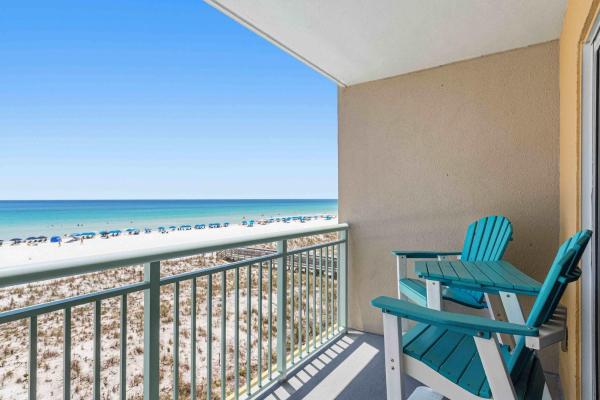 3rd Floor Spacious Gulf Front Condo W Beach Service Included Near Dining - Fort Walton Beach, FL