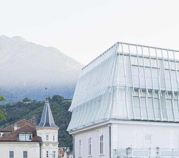 A la foto es mostra l'objecte Hotel Aurora situat a la ciutat de Merano.