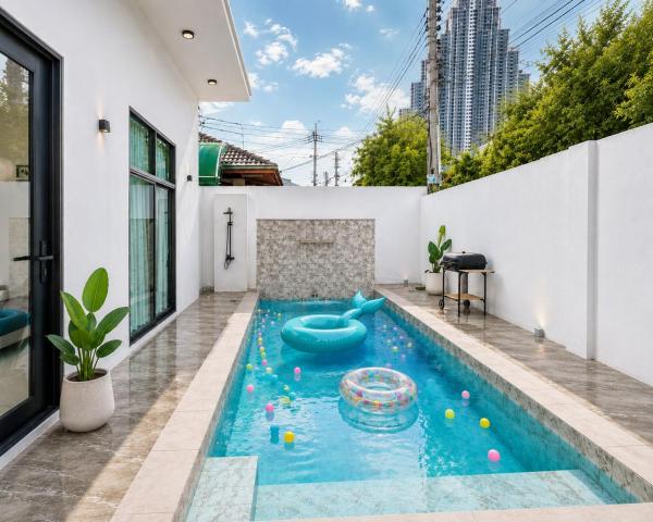 Luxury 3br Private Pool Villa Near Walking Street - Pattaya