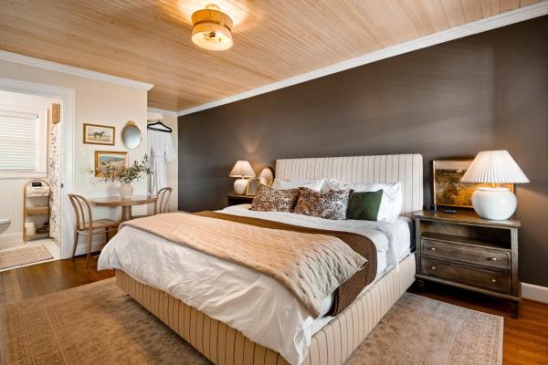 A la foto es mostra l'objecte Historic Riverview Inn Three situat a la ciutat de Chattanooga.